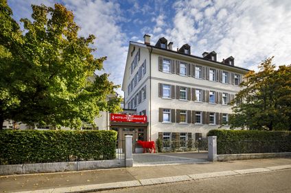 Hotel Swiss Night am Kunsthaus