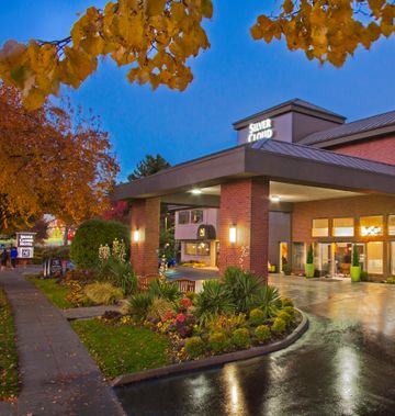 Silver Cloud Inn University