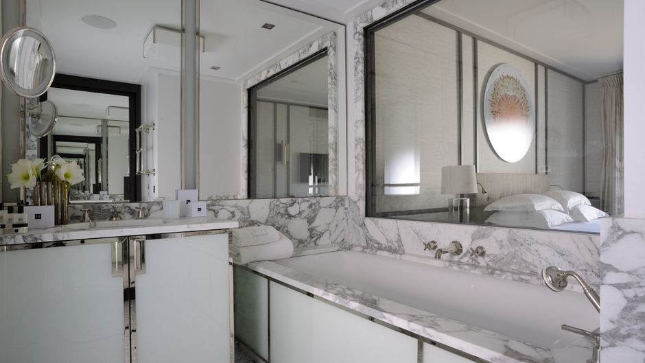 Villa Maia Room
