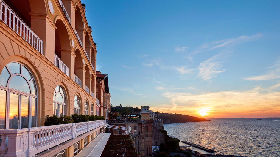 Grand Hotel Excelsior Vittoria Suite