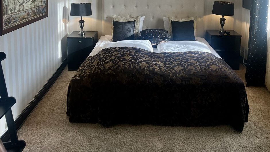 Park Hotel Room