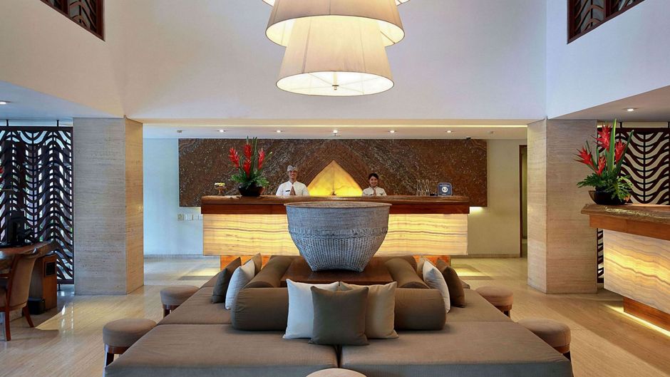 Magani Hotel & Spa Lobby