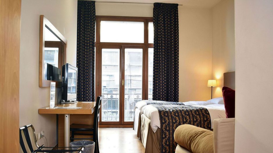Le Palace Art Hotel Room