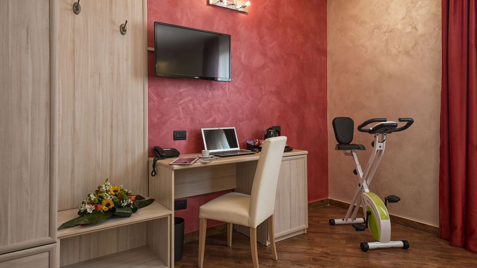 Hotel Simon Room