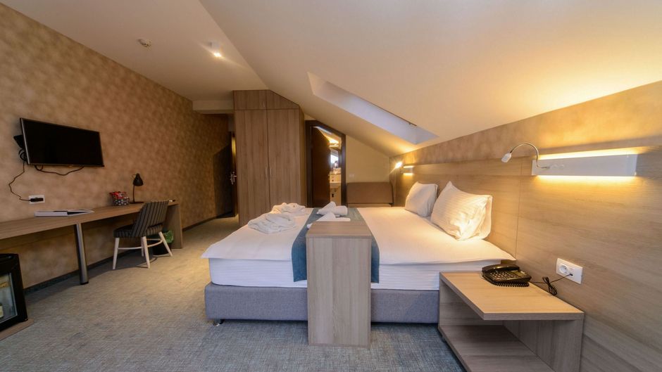 Hotel Mint Room