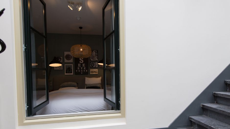 Eye Hotel Room