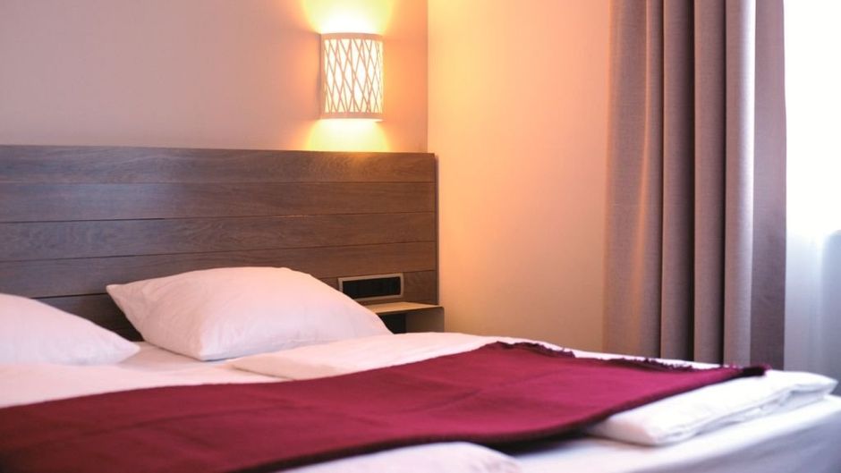 Hotel Schweizer Hof Room
