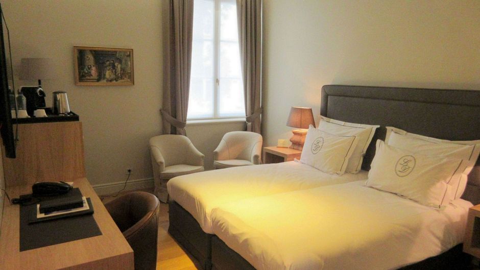 Le Dixseptieme Room