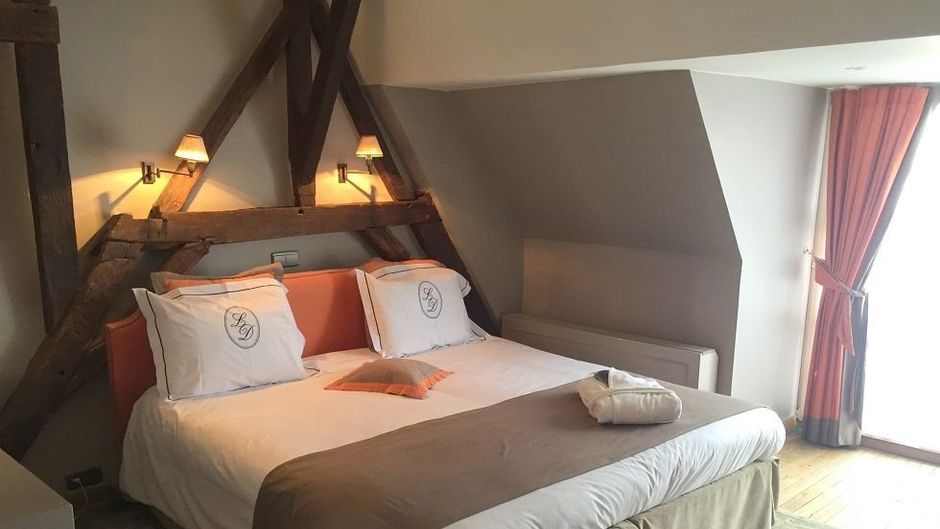 Le Dixseptieme Room