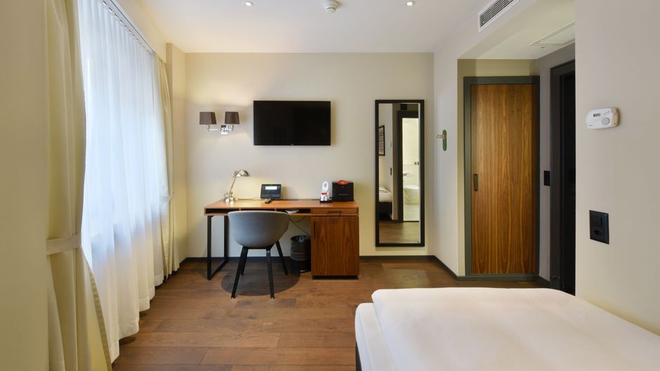Hotel City Room