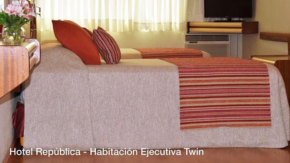 Republica Hotel Room