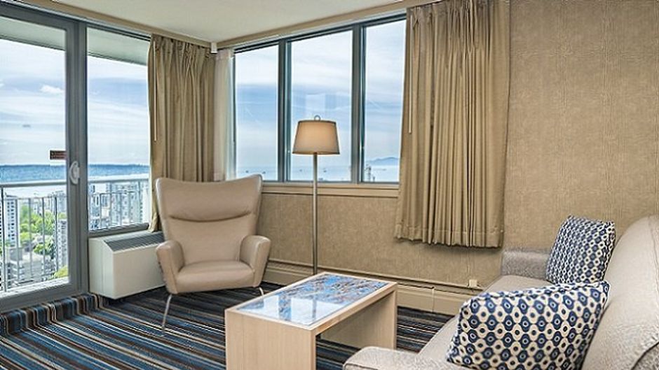 Blue Horizon Hotel Room