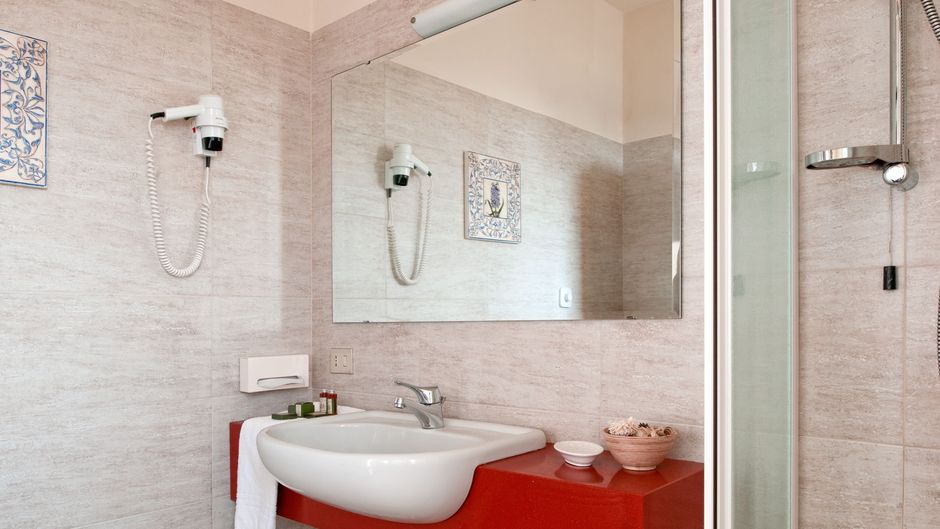 Ambasciatori Hotel Room