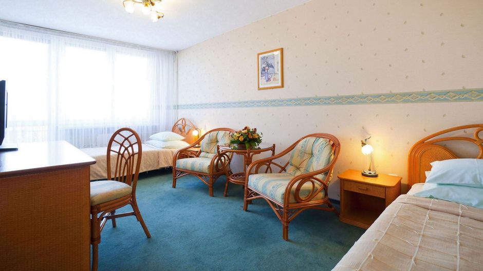 Ikar Hotel Room