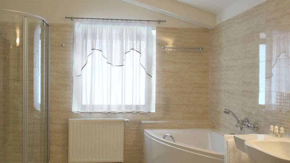 Hotel Ambasador Room