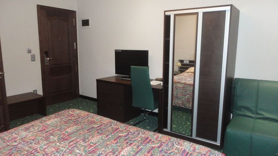 Auberge du Souverain Room