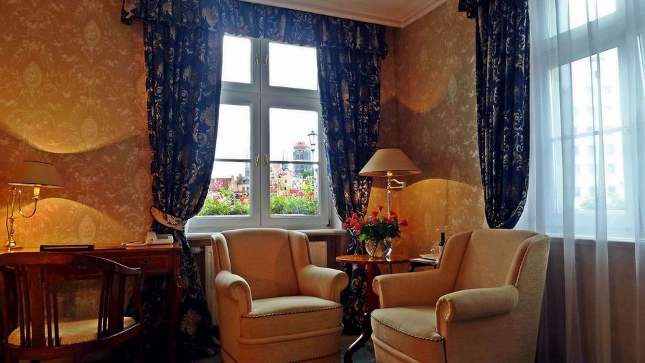 Podewils Hotel Old Town Room