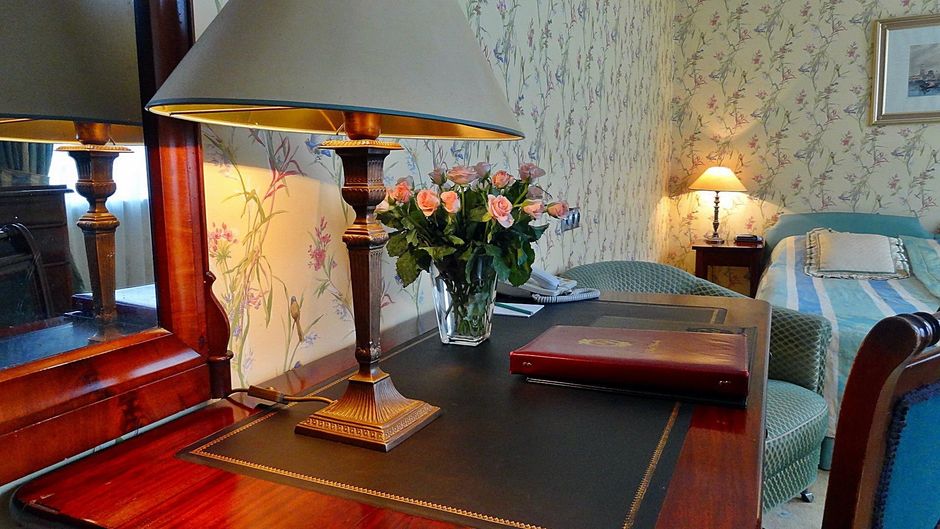 Podewils Hotel Old Town Room