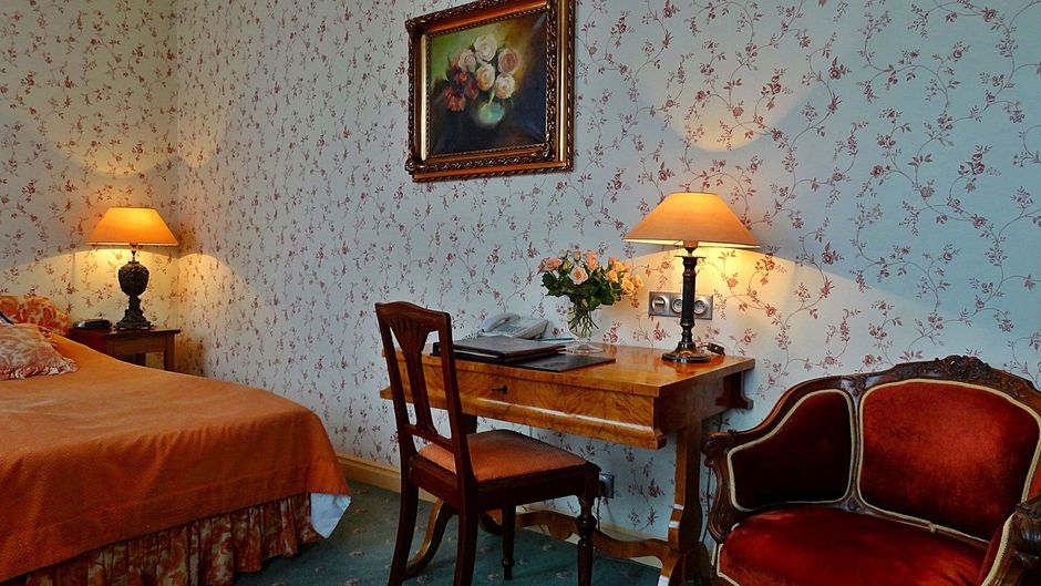 Podewils Hotel Old Town Room