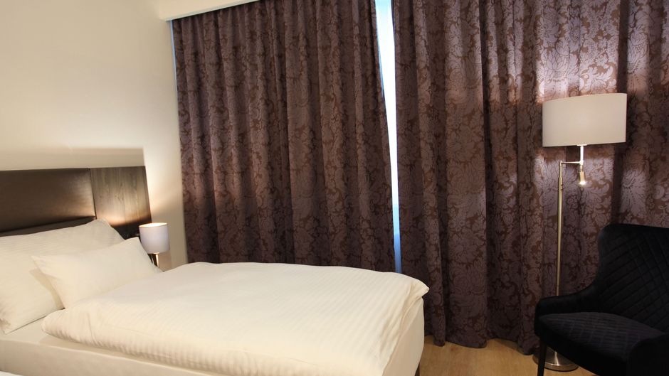 Hotel Flora Room