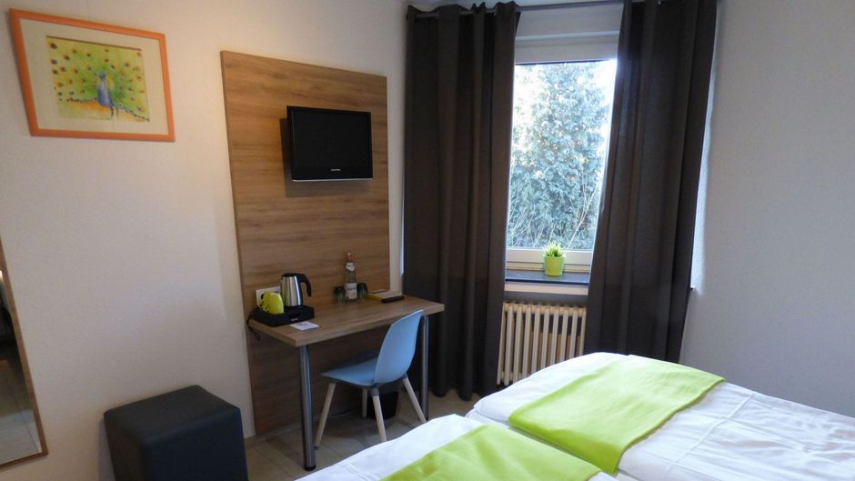 Art Inn Hotel Dinslaken Room