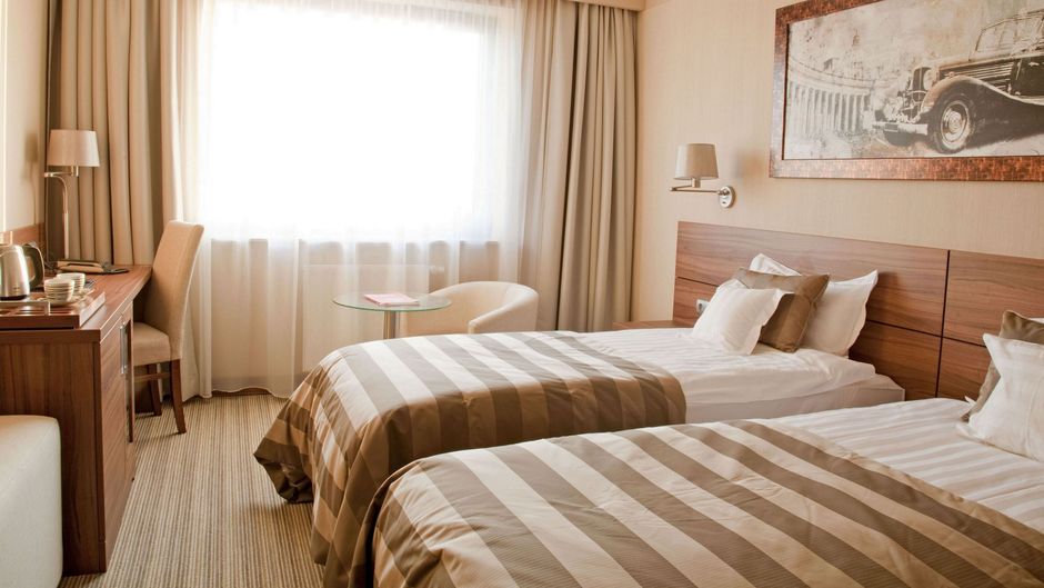 Haston City Hotel Room