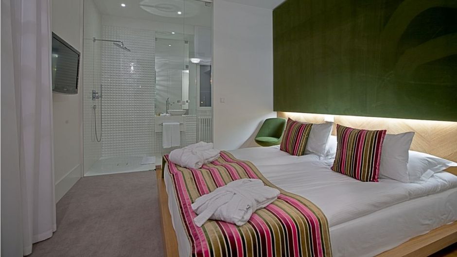 Platinum Palace Residence Room