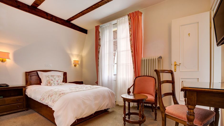 Hotel Regina Room