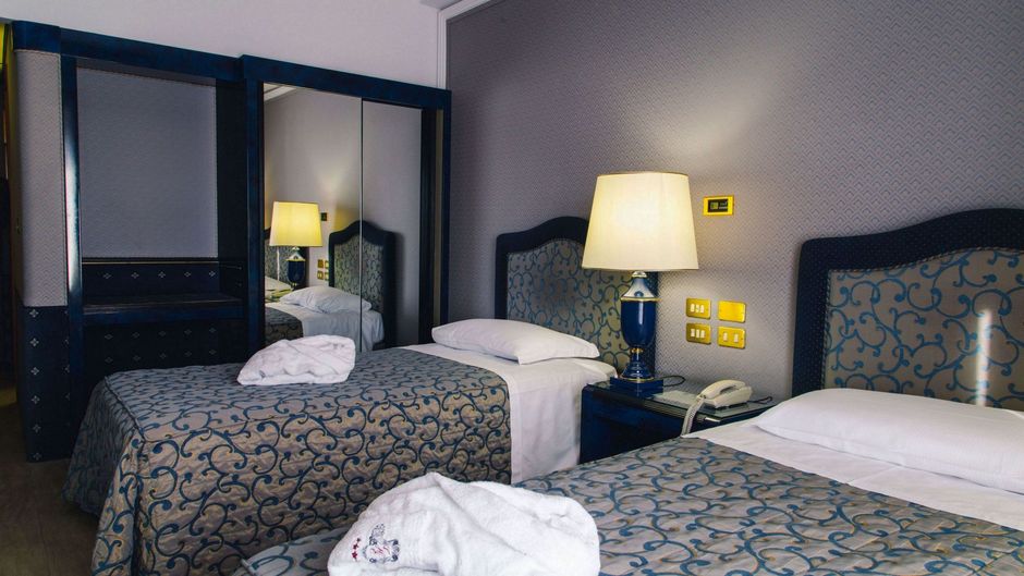 Grand Hotel Excelsior Room