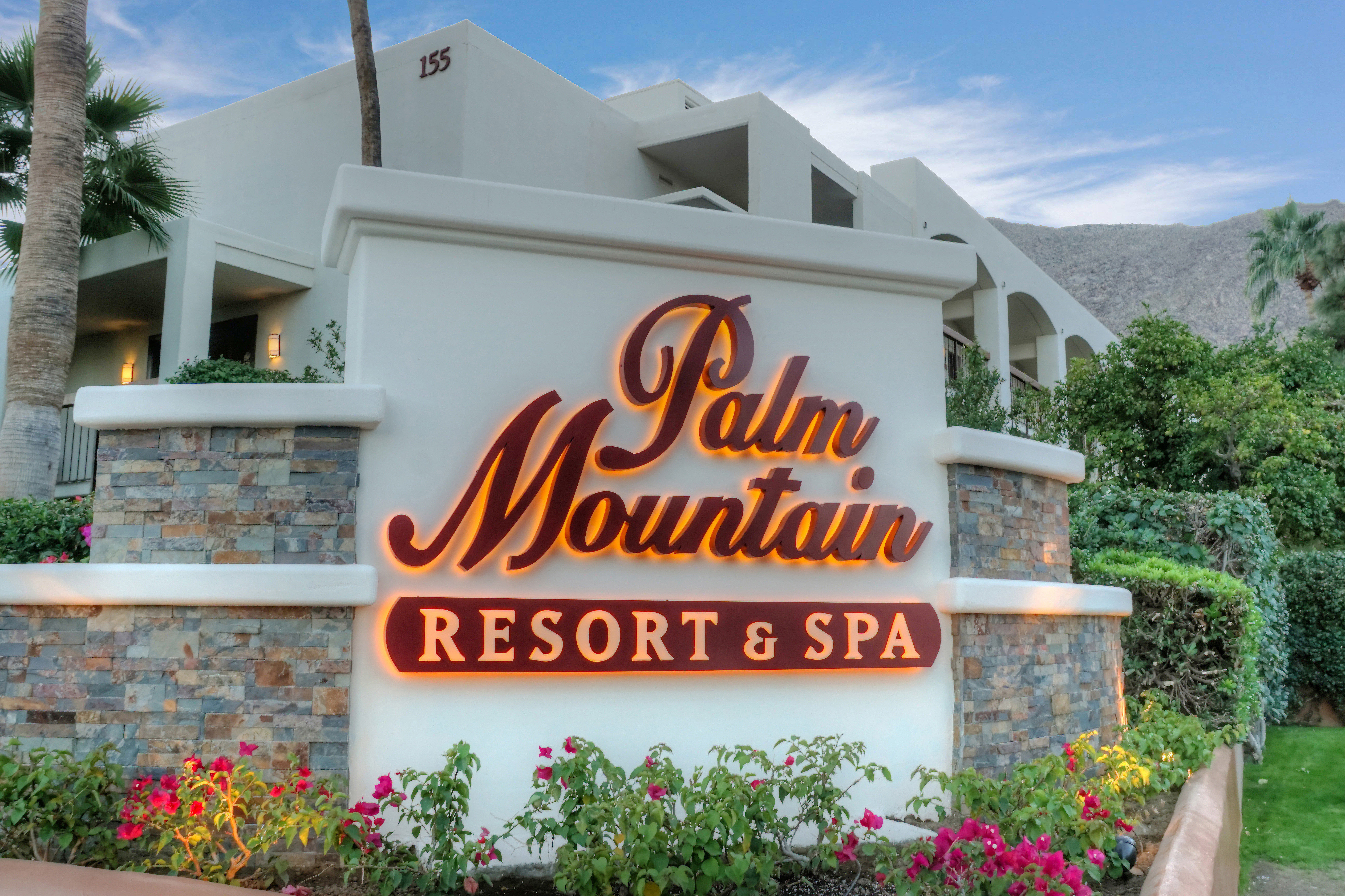 【稀少】Fine Hotels,Resorts & Spas Directory Palm Mountain Resort & Spa- First Class Palm Springs, CA Hotels