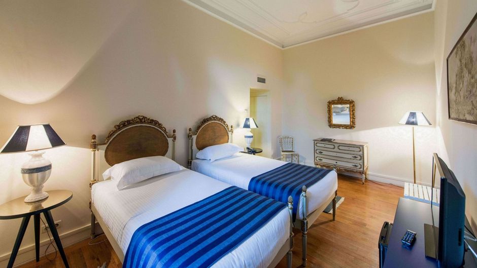 Villa Garden Braga Room