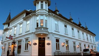 Grand Hotel