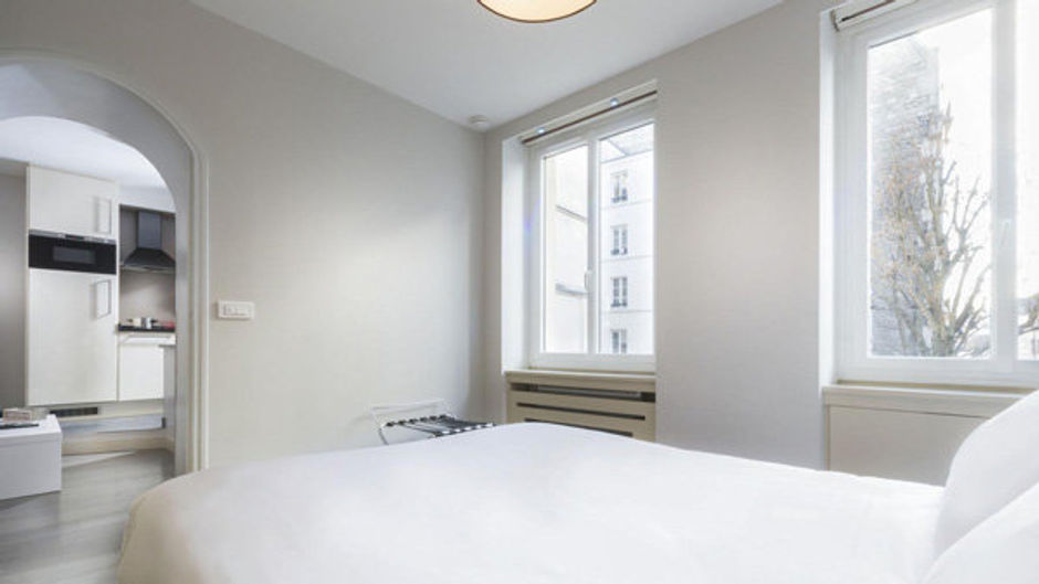 French Theory Quartier Latin Hotel Room