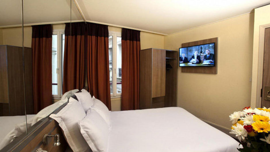 French Theory Quartier Latin Hotel Room