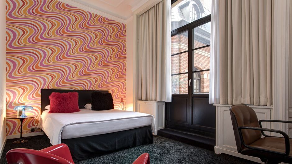 Vintage Hotel Brussels Room