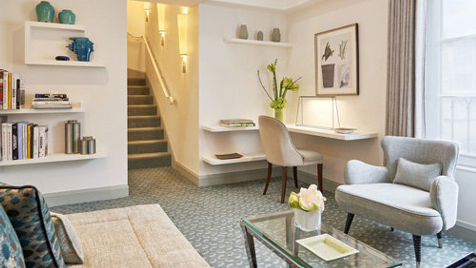 Le Burgundy Paris Suite