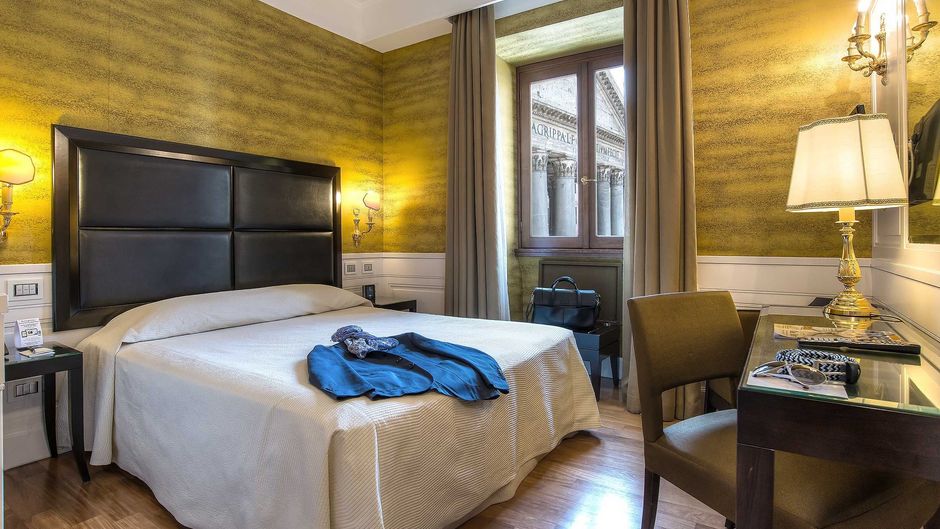 Albergo Del Senato Room