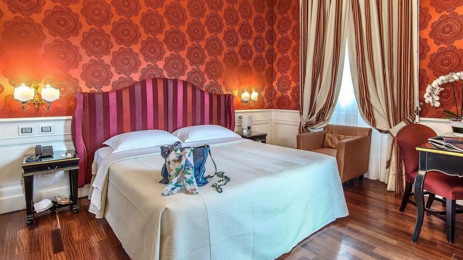 Albergo Del Senato Room