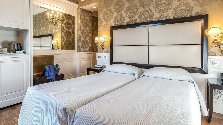 Albergo Del Senato Room