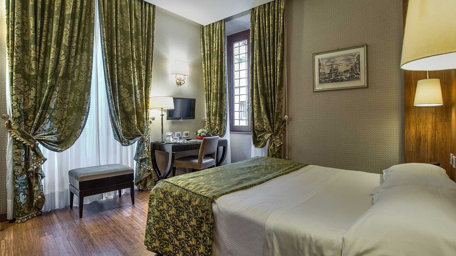 Albergo Del Senato Room