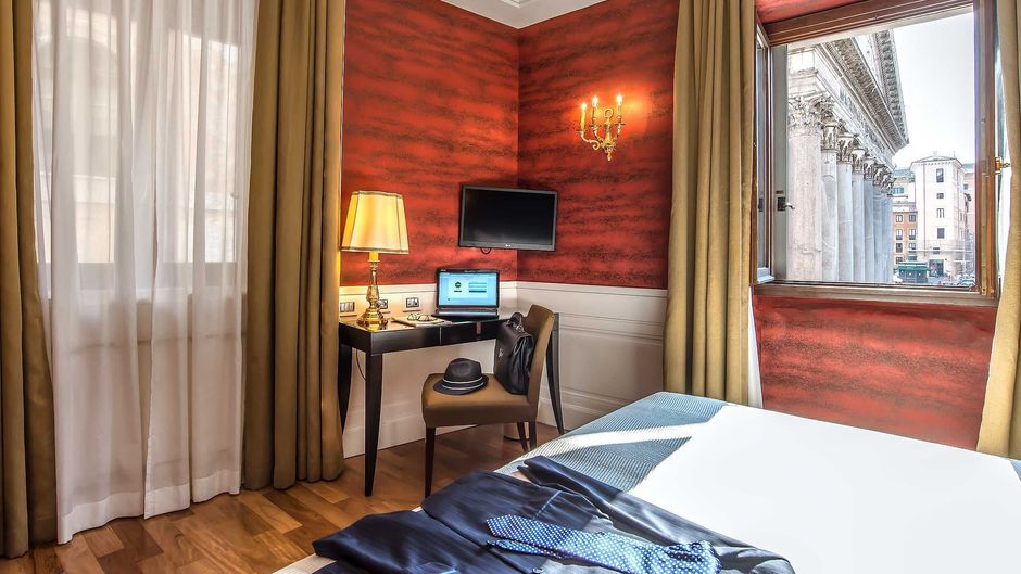 Albergo Del Senato Room