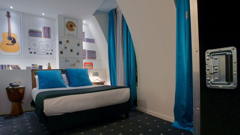 Hotel du Triangle d'Or Room