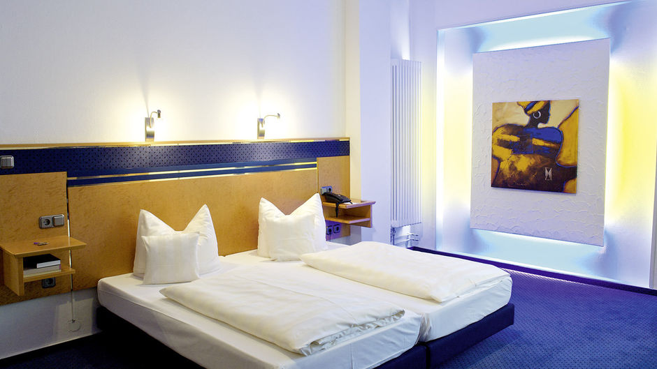 Hotel Deutsches Haus Room