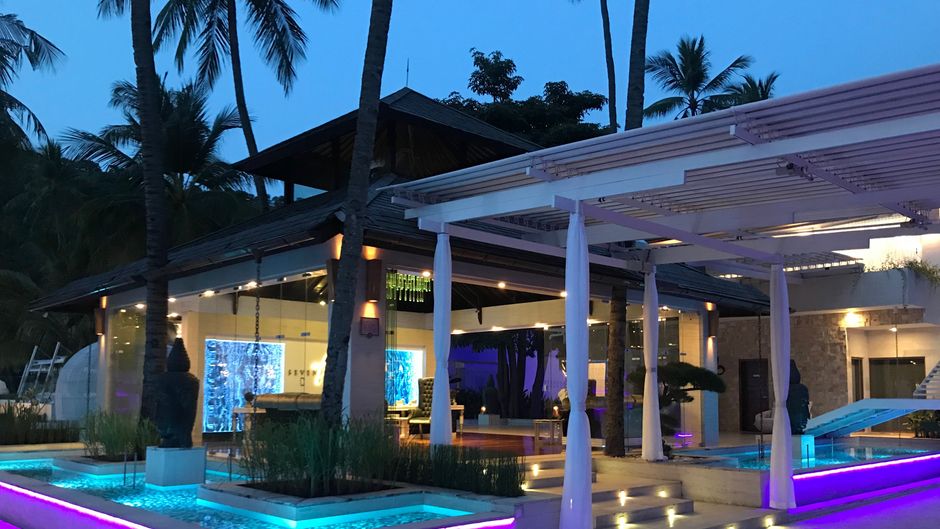 7 Secrets Resort and Retreat Lobby