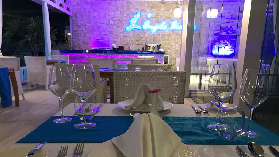 7 Secrets Resort and Retreat Restaurant