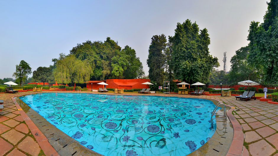 The Gateway Hotel Ganges Varanasi Pool