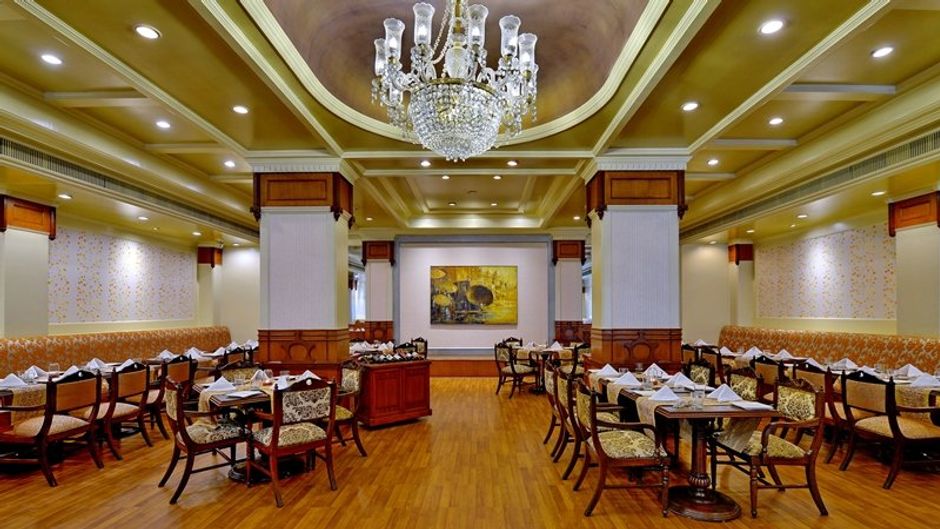 The Gateway Hotel Ganges Varanasi Restaurant