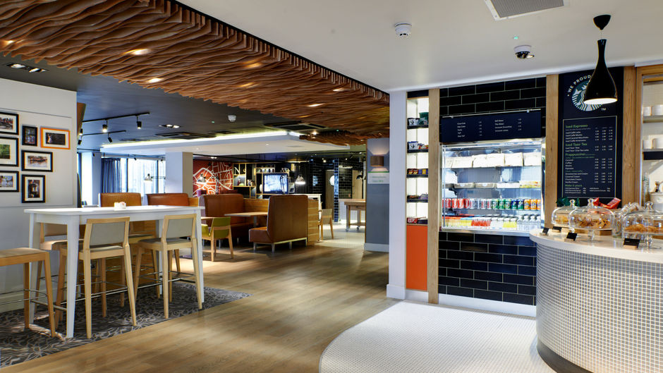 Holiday Inn Brentford Lock Restaurant