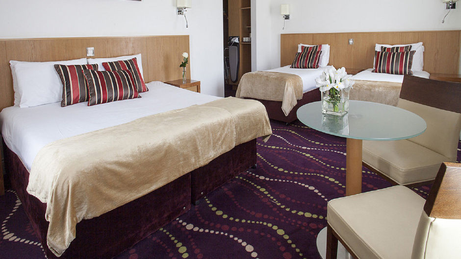 Arlington Hotel O'Connell Bridge Room