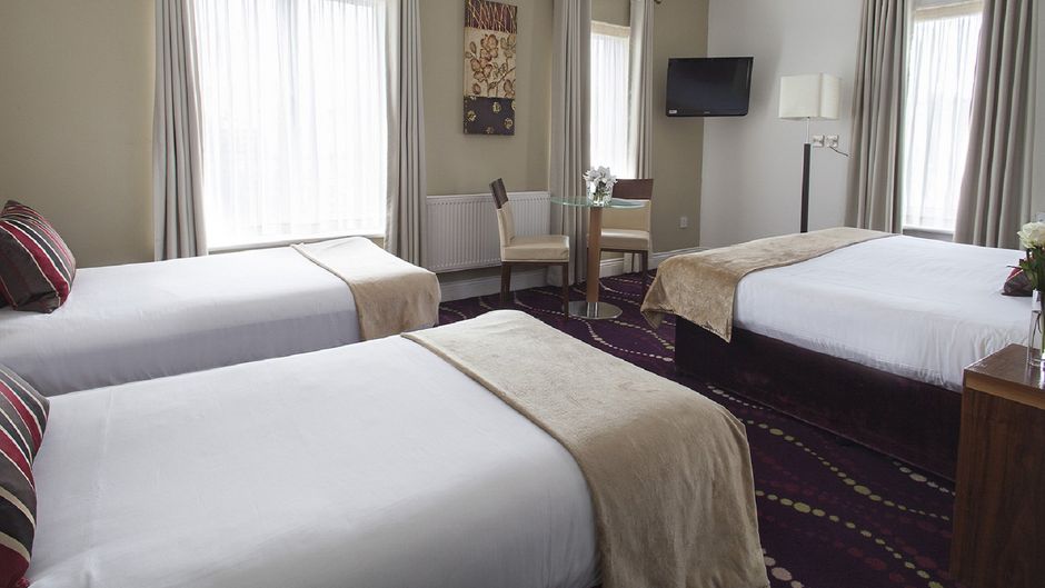 Arlington Hotel O'Connell Bridge Room
